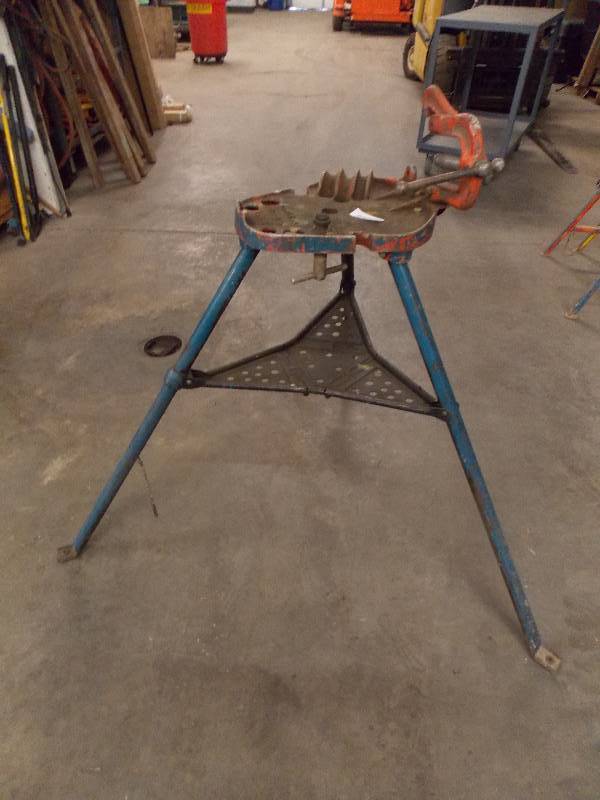 lot 106 image: RIDGID TRISTAND