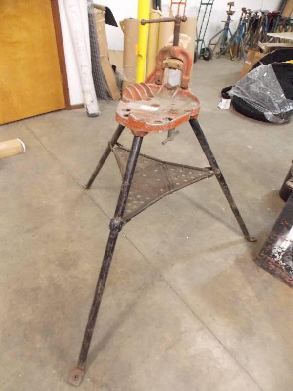 lot 114 image: RIDGID TRISTAND