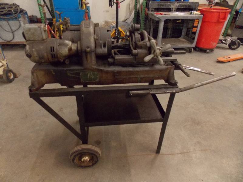lot 121 image: Beaver Electric Pipe Threader