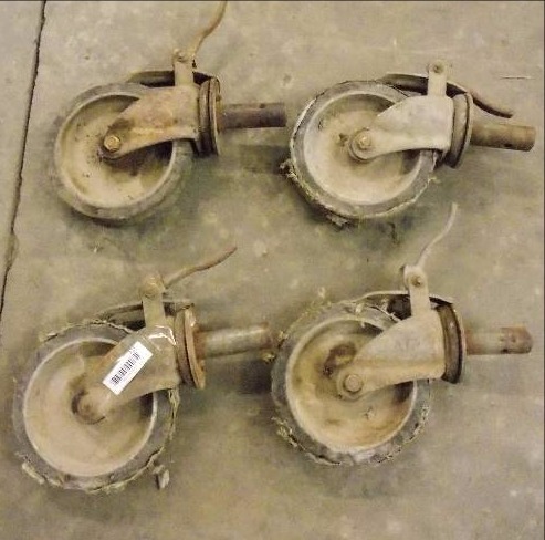 lot 126 image: Lot of 4 Casters