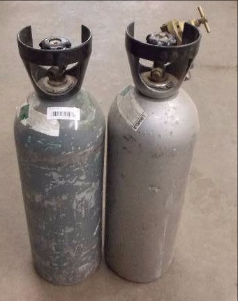 lot 146 image: Lot of 2 Carbon Dioxide Tanks
