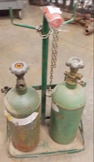 lot 153 image: Lot of Settling Tanks And Caddy .