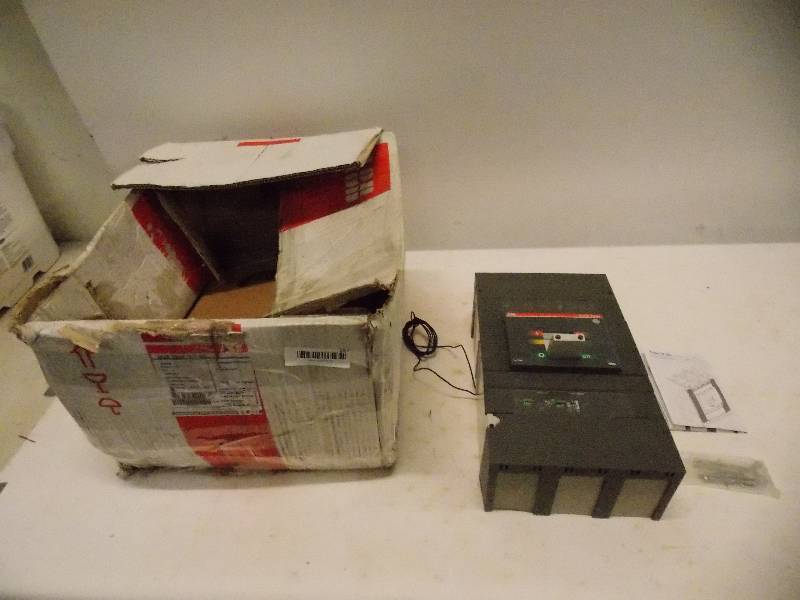 lot 157 image: NEWSACE Tmax Circuit Breaker