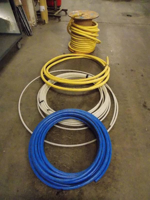 lot 160 image: Tubing Lot