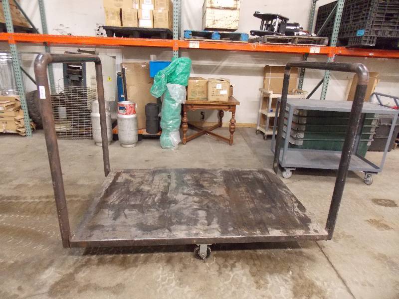 lot 175 image: Metal Cart on Casters