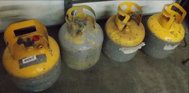 lot 183 image: AC Recovery Tanks