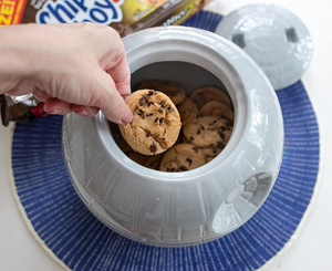 lot 6380 image: Retail $59.99 Star Wars Death Star Ceramic Figural Cookie Jar  Food Storage Jar For Candy, Spice  Flour