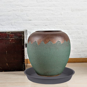 lot 8379 image: 18 INCH PLANT SAUCER COLOR IS CEMENT GRAY