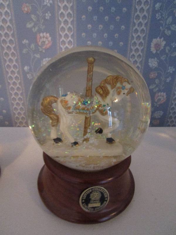 Lot of Snow Globes Historic Northeast Estate Sale by Fleetsale