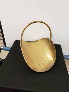 lot 5422 image: brass wood basket