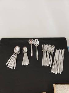 lot 5459 image: retro silverware set