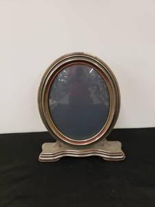 lot 5470 image: old wood oval pic frame