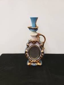 lot 5476 image: old decanter
