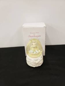 lot 5490 image: snowbunnies musical waterglobe works NIB