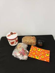 lot 5494 image: lot of fall items
