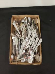 lot 5496 image: lot of old silverware