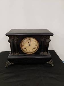 lot 5535 image: antique clock