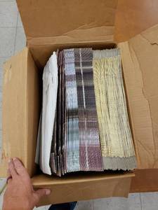 lot 5560 image: lot of gift boxes