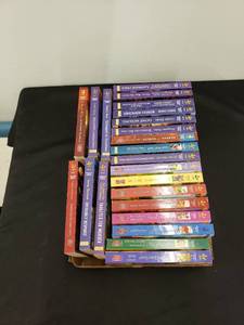 lot 5585 image: lot of Love Inspired novels