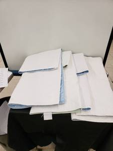 lot 5639 image: lot of bed pads