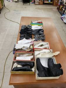 lot 5689 image: lot of size 9-9 12 shoes