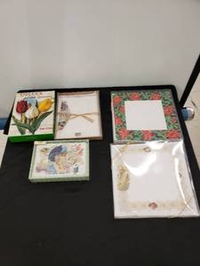 lot 5722 image: lot of boxed stationary