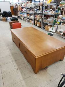 lot 5784 image: oversized coffee table wdrawers