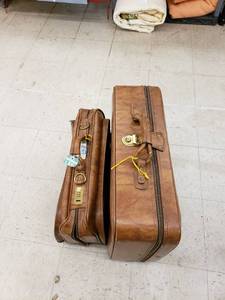lot 5786 image: pair brown retro suitcases