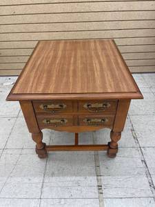 lot 8498 image: wood side table