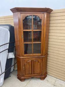 lot 8518 image: kling corner cabinet