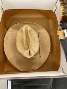 lot 8577 image: vintage resistol hat