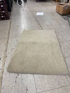 lot 8586 image: small rug