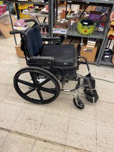 lot 8591 image: wheel chair