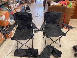 lot 8600 image: 2 prairie band casino lawn chairs