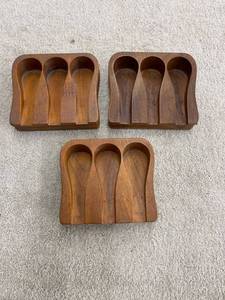 lot 9007 image: 3 decanter industries walnut pipe holders