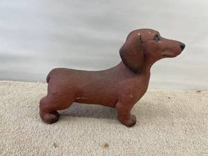 lot 9081 image: dog statue