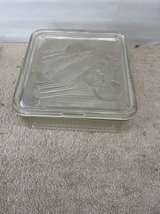 lot 9087 image: 8 inch refrigerator dish