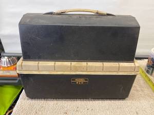lot 9133 image: vintage lunch box & thermos