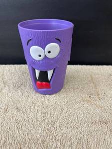 lot 9160 image: 1998 dr. pepper cup