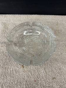 lot 9174 image: glass table ashtray