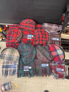 lot 9183 image: 8 mens hats & matching scarves