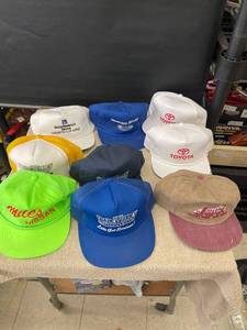 lot 9185 image: auto dealers hat lot