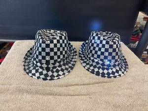 lot 9205 image: light up party hats
