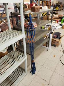 lot 9244 image: blue macrame hanger