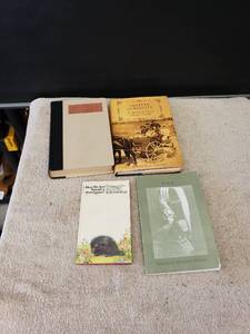 lot 9262 image: lot of biographies
