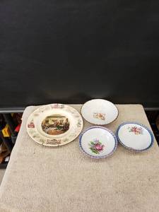 lot 9281 image: lot of collector platesbowls
