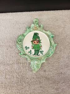 lot 9282 image: ceramic wall plaque