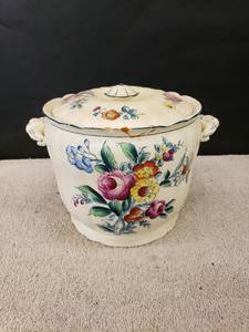 lot 9296 image: mikori ware cookie jar