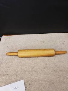 lot 9318 image: wood rolling pin