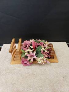 lot 9355 image: retro wood centerpiece